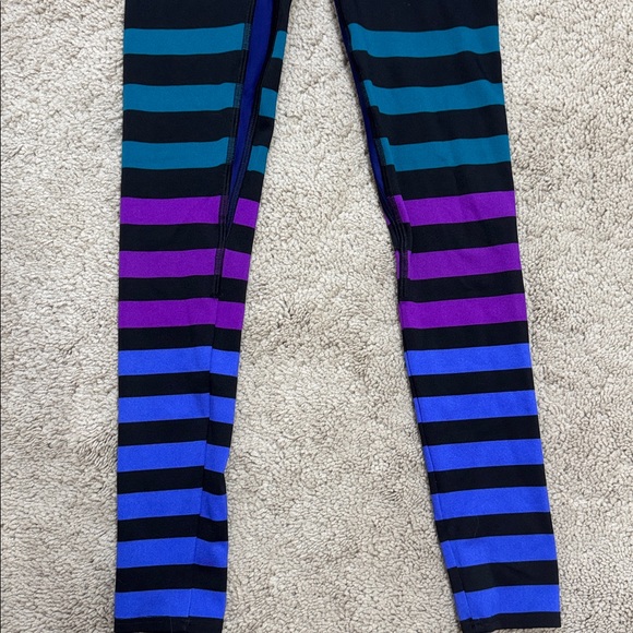 K-DEER Emmie Stripe Leggings Size XS Sneaker Length - Picture 5 of 8